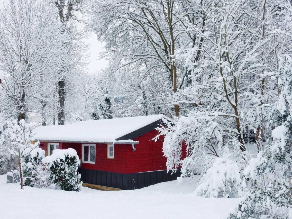 Le Cabanon De Chessy Bed and Breakfast Exteriör bild